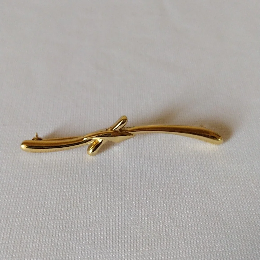 Monet Bar Pin - Picture 1 of 3